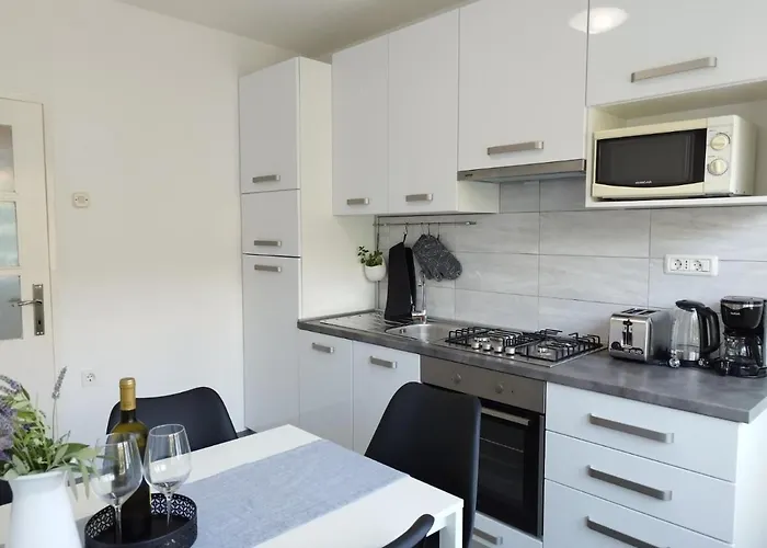 Apartment Antemma